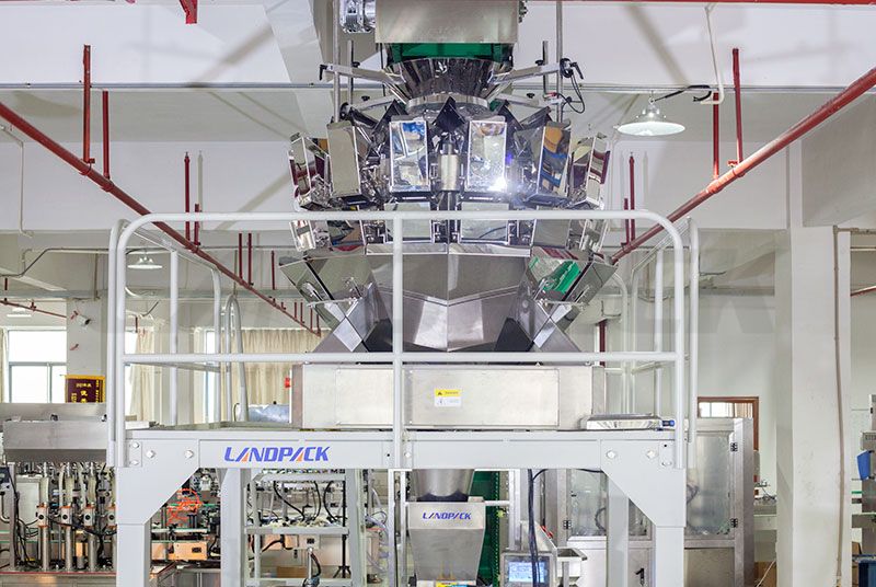 hardware packing machine