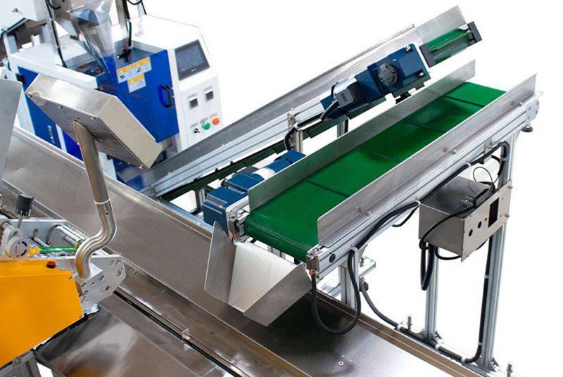 hardware packaging machine