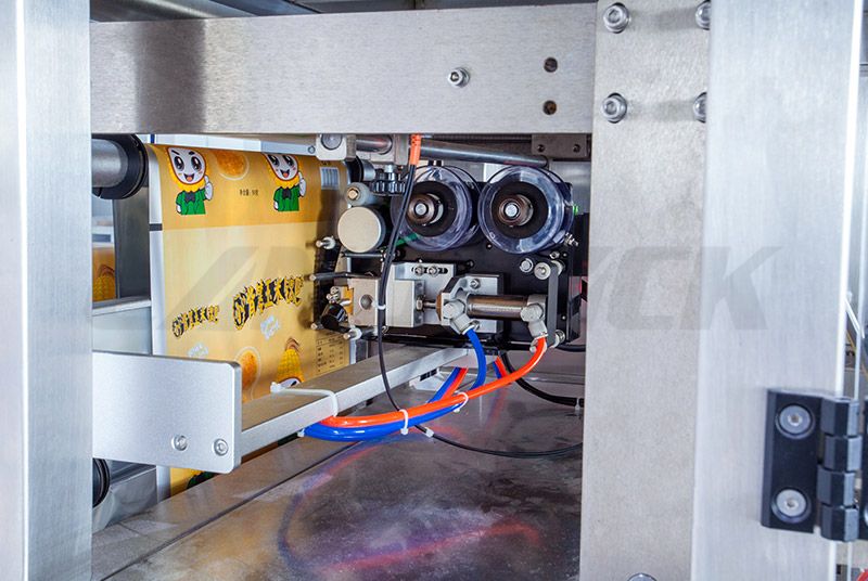 screw packaging machine